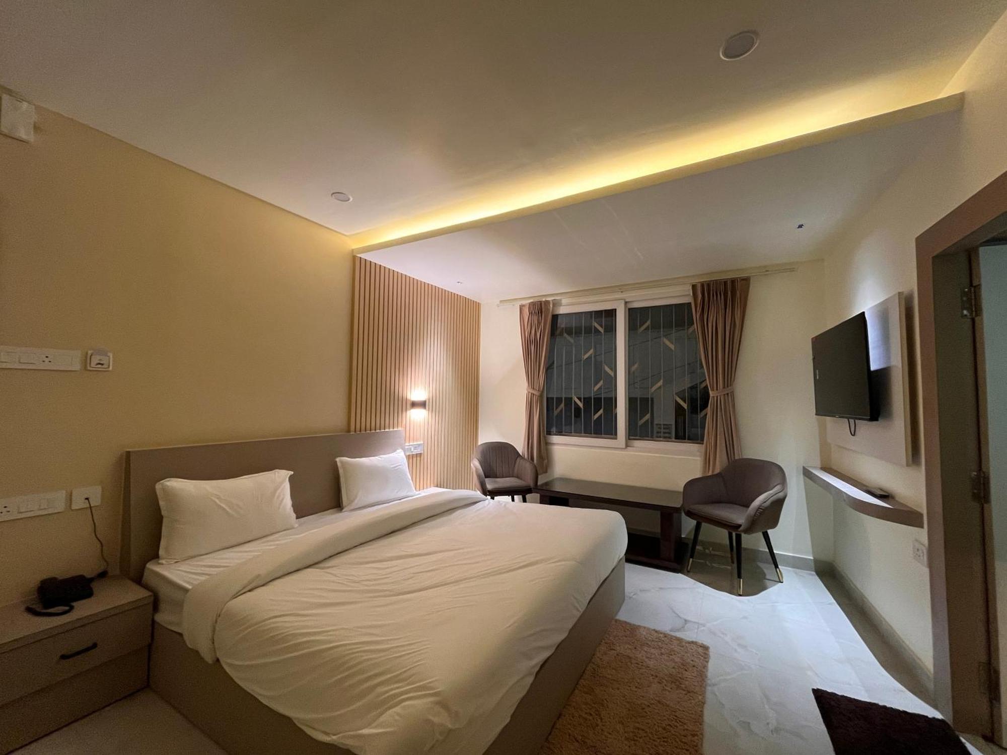 Spruce Hill Hotel & Restro Nainital Εξωτερικό φωτογραφία