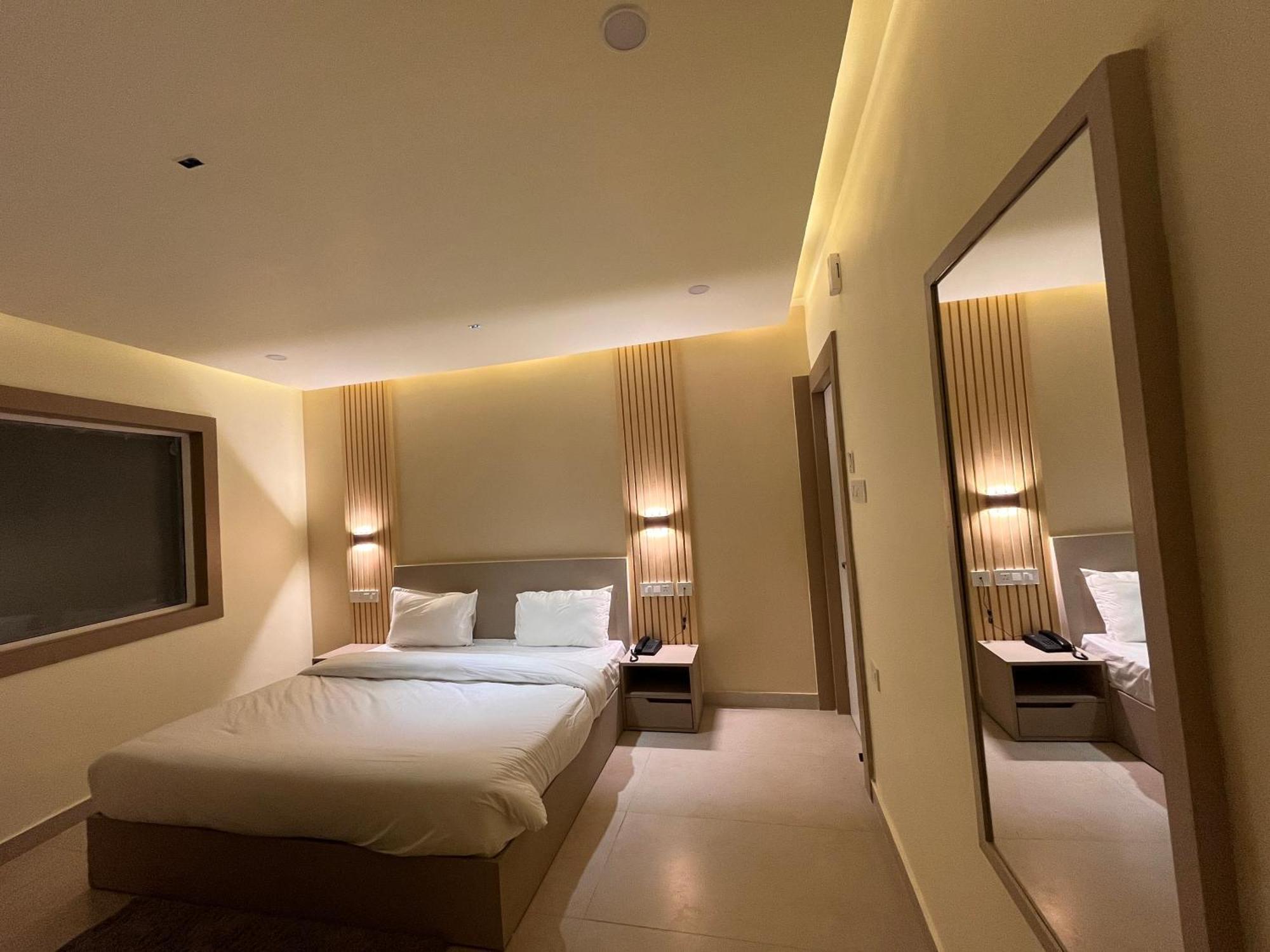 Spruce Hill Hotel & Restro Nainital Εξωτερικό φωτογραφία